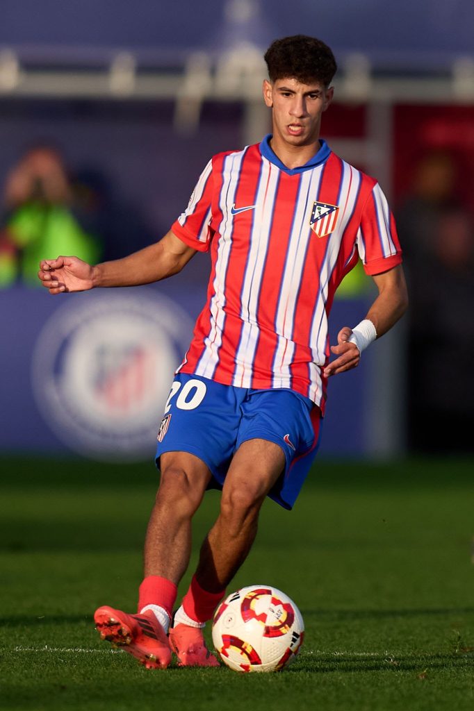 img_0338-1-682x1024 El Atleti blinda a uno de sus canteranos
