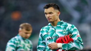 GndAGaJWkAAHGy3-1-300x169 El FC Barcelona recibe calabazas de un portero alemán