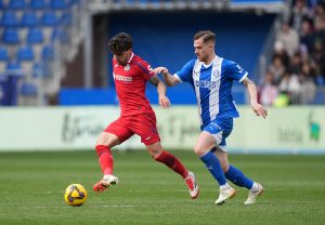 deportivo-alaves-v-getafe-cf-la-liga-ea-sports-300x208 El Atlético examinara mañana a un jugador del Getafe CF