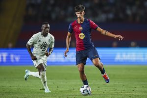 fc-barcelona-v-as-monaco-trofeu-joan-gamper-7-300x200 Una nueva jaqueca para Hansi Flick de cara a la Champions