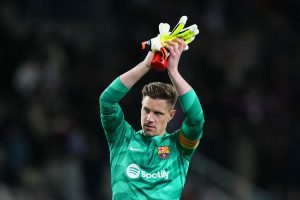 fc-barcelona-v-ud-las-palmas-laliga-ea-sports-300x200 Hansi Flick sonríe: Se cocina la salida de Ter Stegen