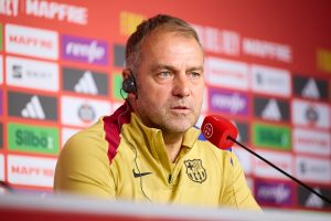 fc-barcelona-training-session-300x200 Hansi Flick recupera una pieza clave para recibir al Atlético