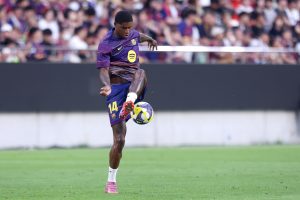 vissel-kobe-v-fc-barcelona-preseason-friendly-1-300x200 Hansi Flick da una nueva oportunidad a Marcus Rashford