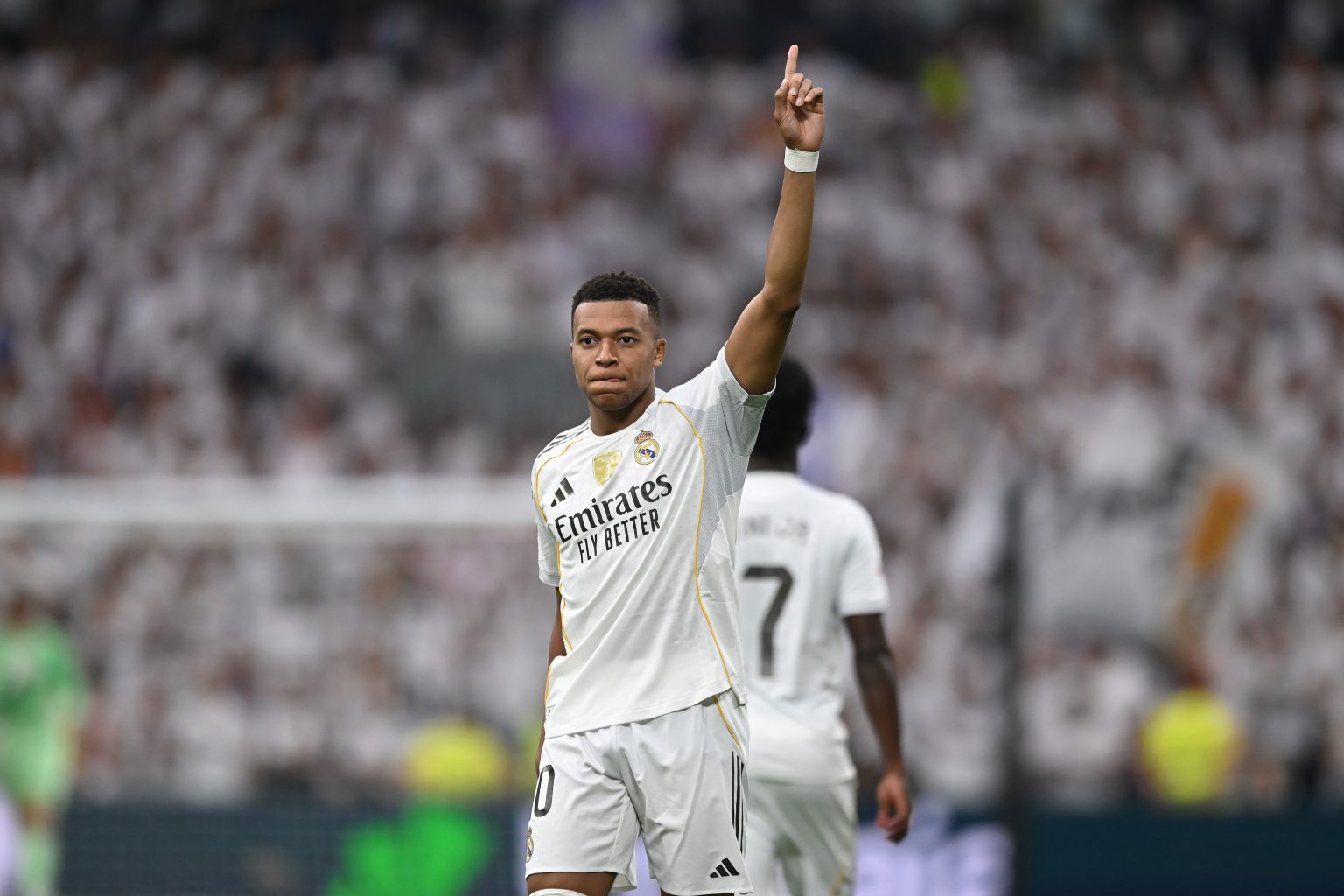Un sólido Real Madrid se escapa en la cabeza de LaLiga