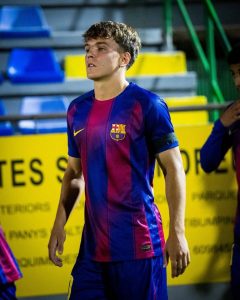 G7rHOZbXwAAY0hT-240x300 El FC Barcelona avanza en la renovación de un canterano TOP