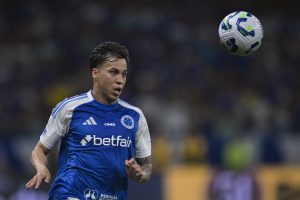 cruzeiro-v-internacional-brasileirao-2025-300x200 El Atlético dice NO al fichaje del '9' brasileño del futuro