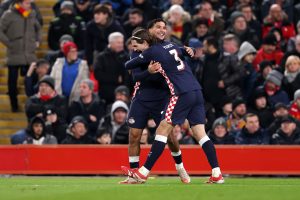 liverpool-fc-v-psv-eindhoven-uefa-champions-league-2025-26-league-phase-md5-300x200 El PSV calienta la visita europea del Atlético de Madrid