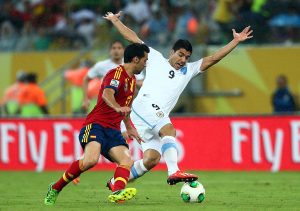 spain-v-uruguay-group-b-fifa-confederations-cup-brazil-2013-1-300x211 El excelente historial de España en sus duelos ante Uruguay