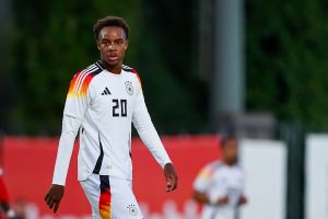 u20-switzerland-v-u20-germany-international-friendly-300x200 El Arsenal echa abajo los planes del Barça por un '5' alemán