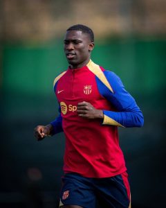 G-5GGp7XgAA8dkE-240x300 Además de Dro, otro canterano culé deja el FC Barcelona