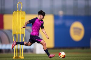 GyECF28W8AAtiln-300x200 Hay un nuevo fugado en la cantera del FC Barcelona