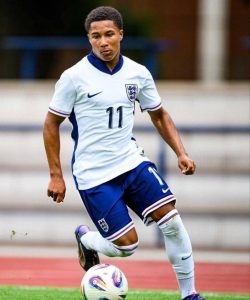 IMG_2838-250x300 El FC Barcelona a punto de firmar a un wonderkid inglés