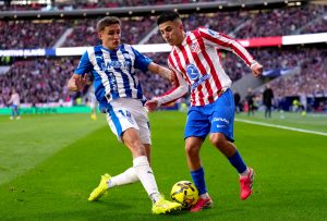 atletico-de-madrid-v-deportivo-alaves-laliga-ea-sports-2-300x203 La verdad sobre el futuro de Thiago Almada en el Atlético
