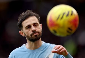 manchester-united-v-manchester-city-premier-league-300x205 Messi quiere robarle un fichaje al Barça