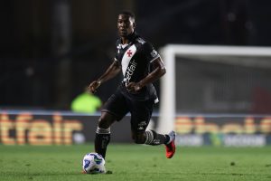 vasco-da-gama-v-sao-paulo-brasileirao-2025-300x200 Una millonada 'cherrie' deja a Rayan sin el FC Barcelona