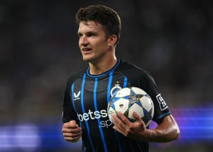 club-brugge-v-rangers-uefa-champions-league-play-offs-round-second-leg-300x214 Atlético de Madrid examino a una estrella griega en Brujas