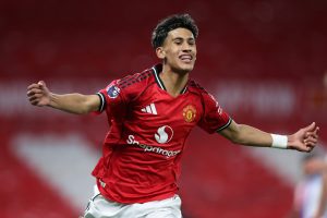manchester-united-v-crystal-palace-fa-youth-cup-300x200 Deco desea robarle al Manchester United su joya más preciada