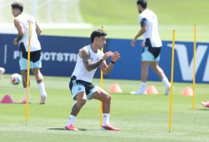 argentina-training-session-fifa-world-cup-2026-300x205 El FC Barcelona se echa al monte por un campeón del mundo