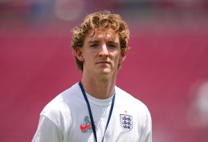 england-v-new-zealand-international-friendly-300x205 Anthony Gordon: 'Quiero ganarlo todo con el FC Barcelona'