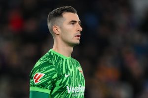 levante-ud-v-elche-cf-laliga-ea-sports-300x200 Un problema menos: El Barça allana la salida de un descarte