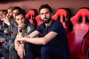 sevilla-fc-v-real-madrid-cf-laliga-ea-sports-300x200 Márchate de aquí: Duro rechazo a Álvaro Arbeloa en Alemania