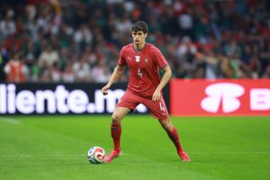 mexico-v-portugal-international-friendly-300x200 Hasta siempre: El Real Madrid se despide de un defensor TOP
