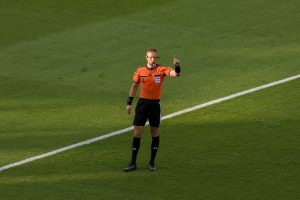 portugal-v-croatia-round-of-32-fifa-world-cup-2026-300x200 WC'26: Pierluigi Collina toma una polémica decisión arbitral