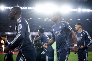 rc-celta-de-vigo-v-real-madrid-cf-laliga-ea-sports-300x200 Se multiplican los problemas para Aurélien Tchouaméni