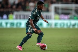 ferencvaros-v-real-madrid-pre-season-friendly-300x200 Joven crack del Real Madrid sigue teniendo claro su futuro