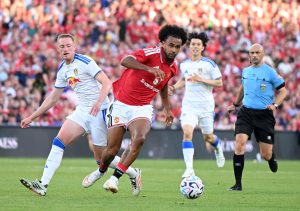 leeds-united-v-manchester-united-pre-season-friendly-300x211 El plan de la Juve que desbloquearía un fichaje al Atlético