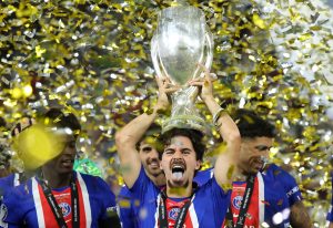paris-saint-germain-v-aston-villa-uefa-super-cup-2026-300x206 Superoferta del Real Madrid por un bicampeón de la Champions