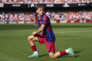 valencia-cf-v-fc-barcelona-laliga-ea-sports-2026-27-3-300x200 Fermín, titular ante Croacia