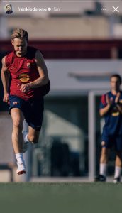 HTtXOErXcAEmTbx-172x300 Frenkie De Jong da una excelente noticia a Hansi Flick
